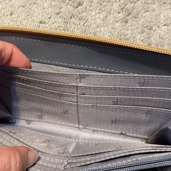 Kenneth Cole Tan Leather Clutch Wallet - Picture 8 of 16